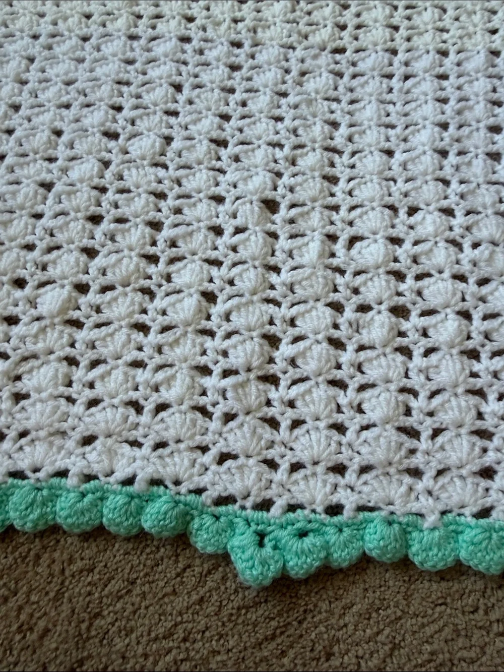 Hand Made Crochet Baby Afghan Mint Green Scalloped edge